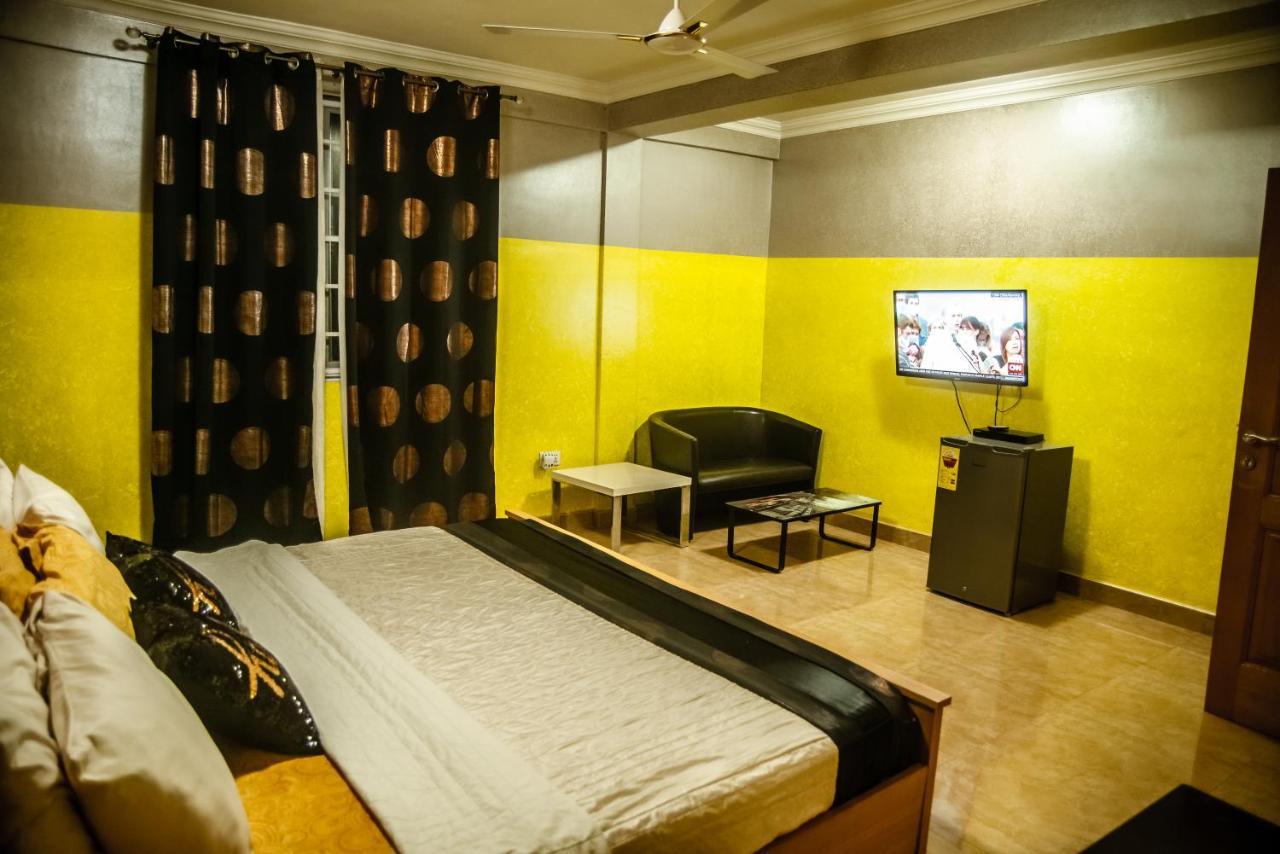 Homey Lodge Кумасі Екстер'єр фото
